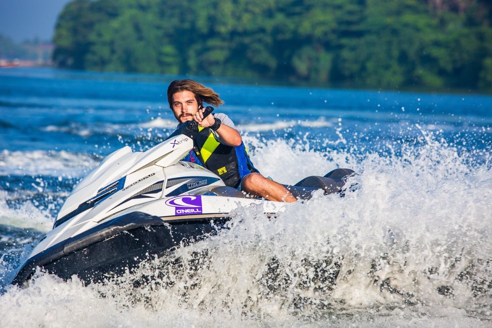 Jetskiën in België waar en hoe